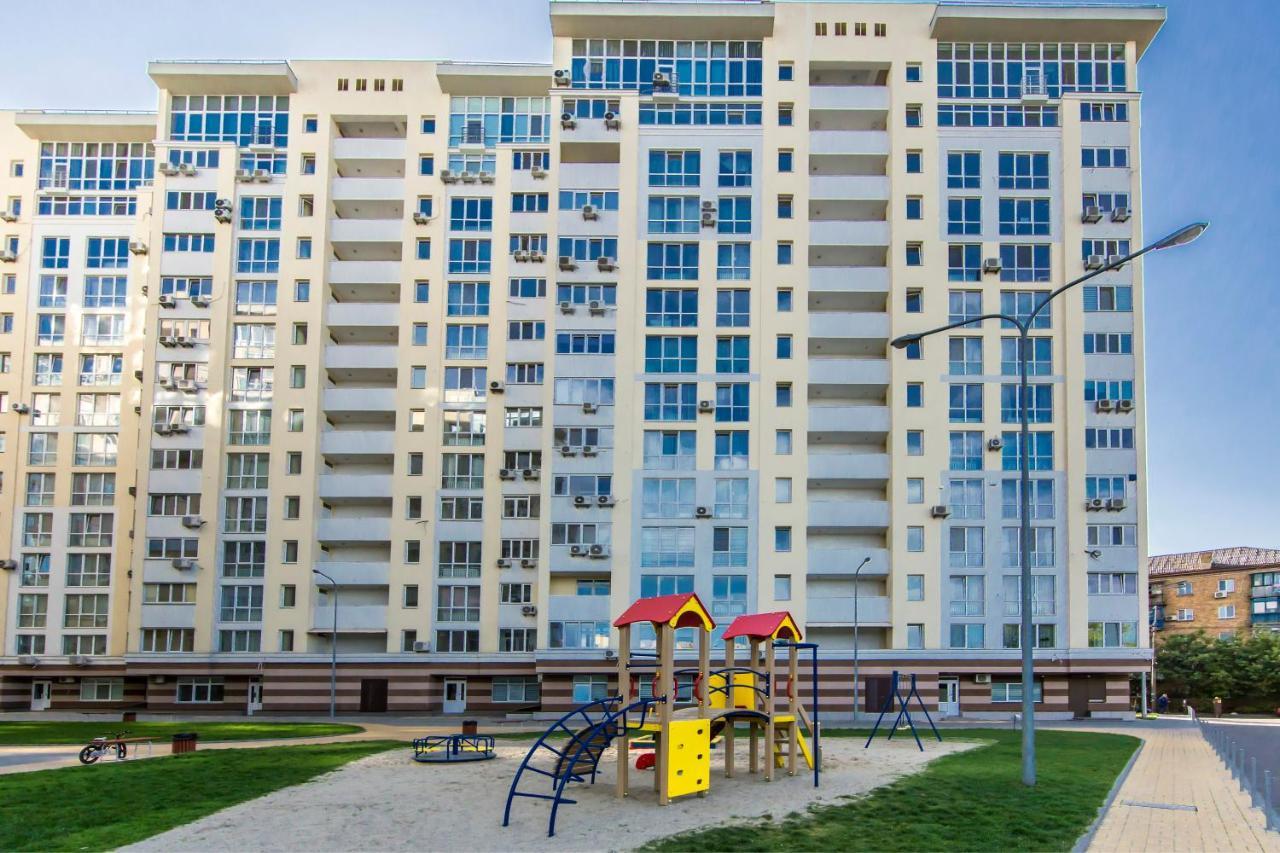 Стильна Квартира В Сучасному Комплексі Метро Нивки Kyiv Exterior photo