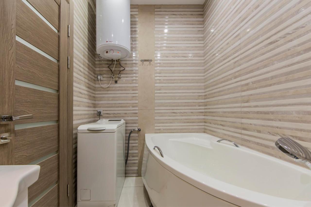 Стильна Квартира В Сучасному Комплексі Метро Нивки Kyiv Exterior photo