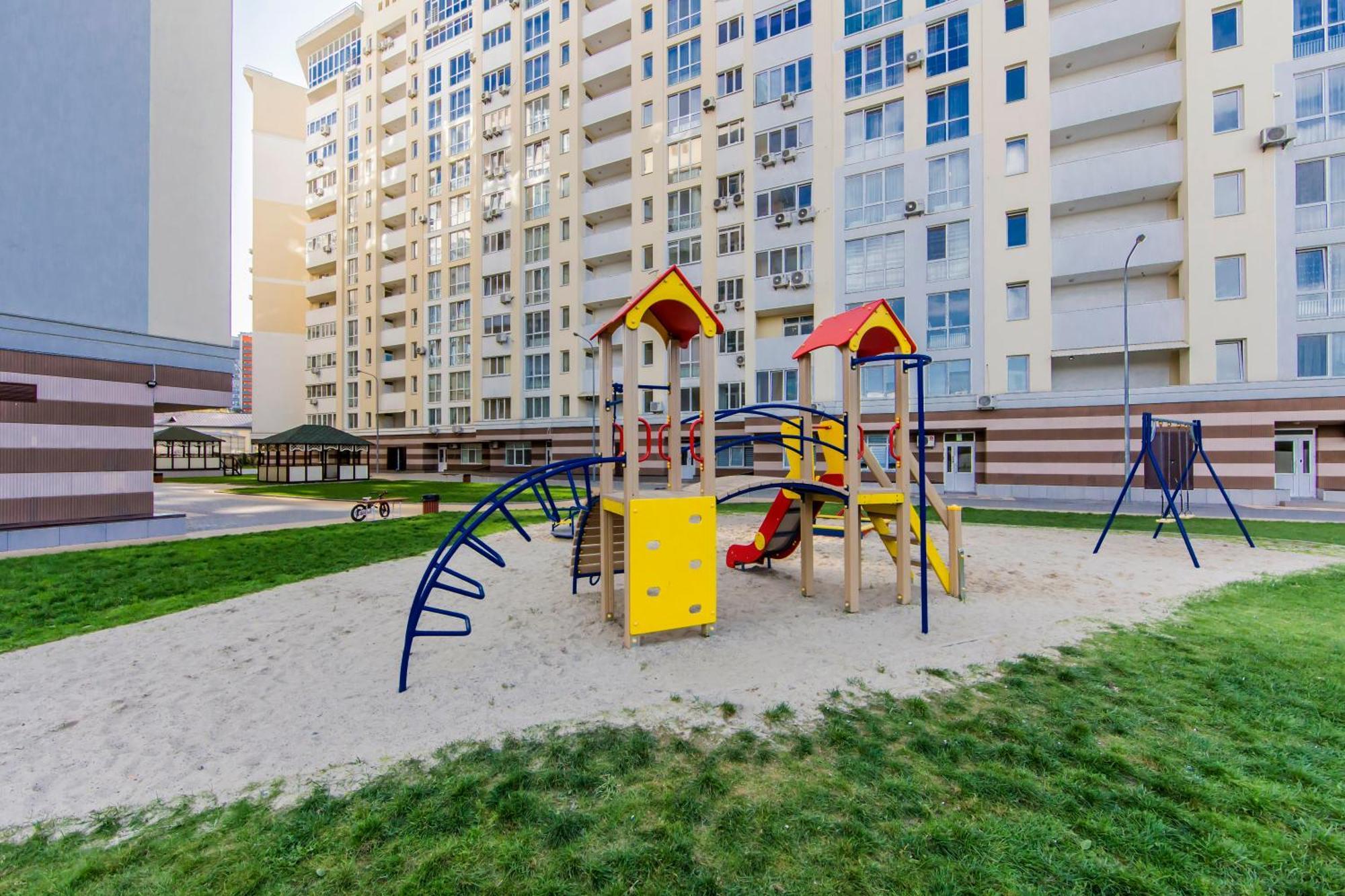 Стильна Квартира В Сучасному Комплексі Метро Нивки Kyiv Exterior photo